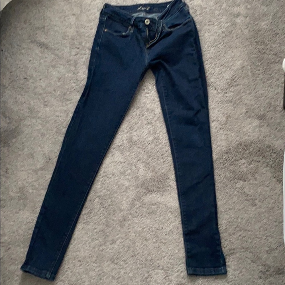 Gently used Levi women pants size 25